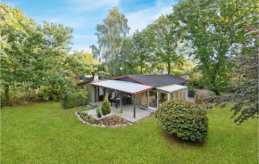 Stunning Home In Glesborg With Kitchen, Bønnerup Strand